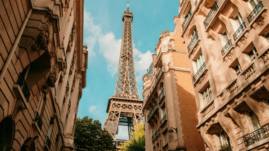 Eiffeltornet i staden Paris.