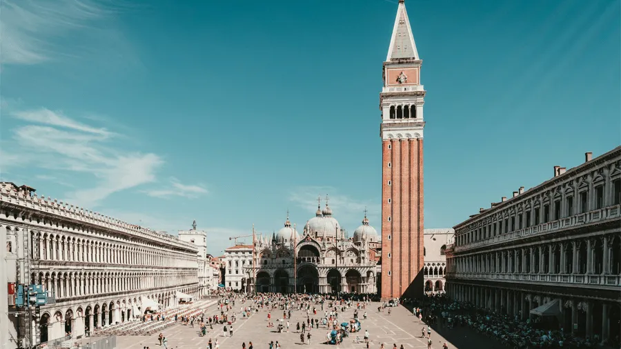 Ett torg i Venedig.