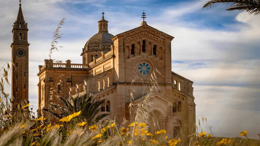 En kyrka i Gozo du kan besöka på utflykter på Malta.