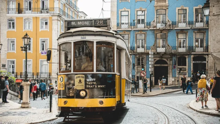 Spårvagn i Portugal i Europa.