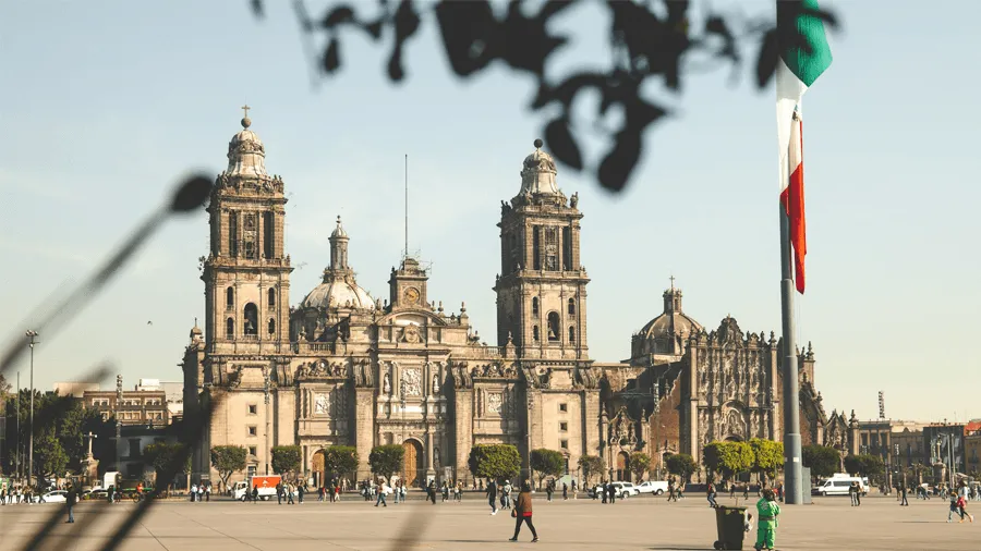 Plaza de la Constitución, mer känd som Zócalo, i Mexico Citys historiska centrum.