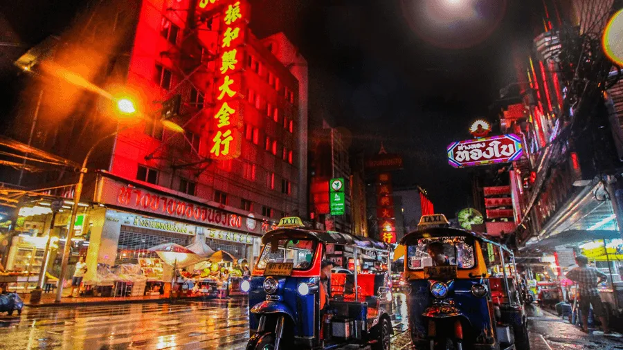 Bangkok, en stad du kan besöka under din Thailand resa.