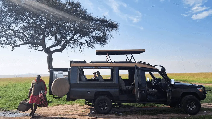 Hemfärd efter en safaritur i Kenya.