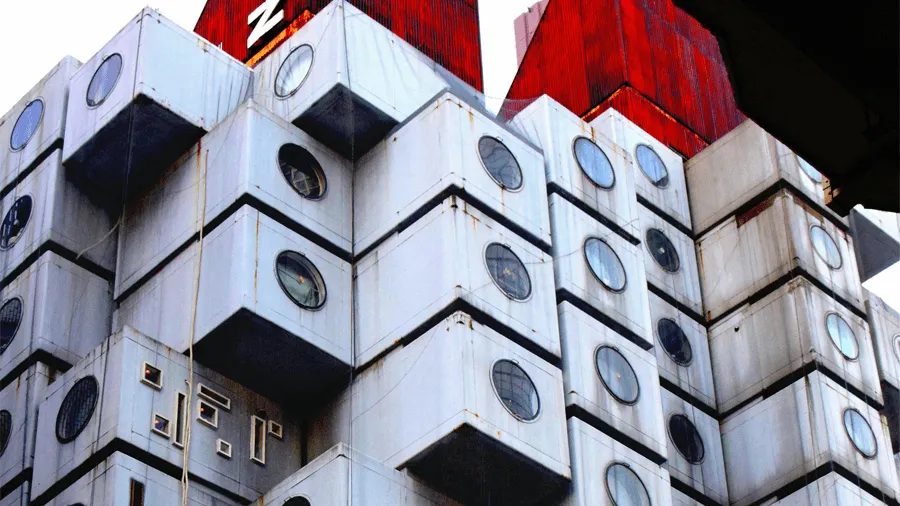 Exteriören på kapselhotell i Tokyo.