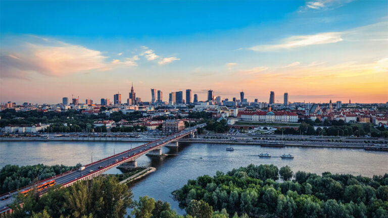 Warszawas skyline.