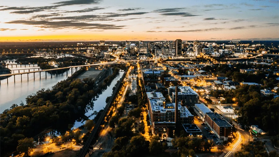 Richmond i Virginia under kvällen.