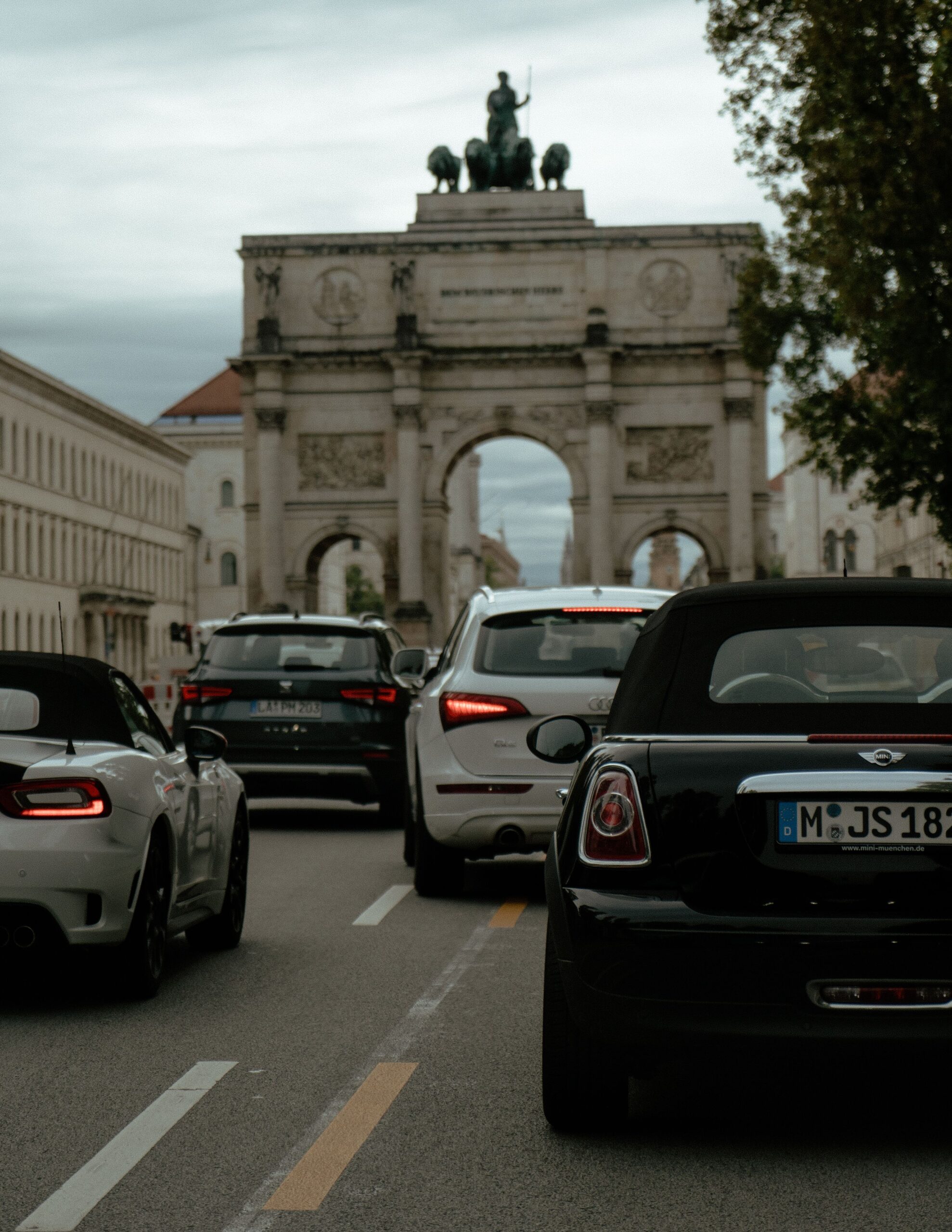 Gata vid Siegestor i München